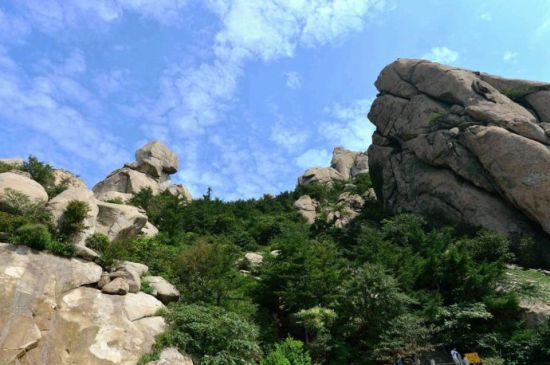 https://mdw-travel-data-us-east-1.s3.amazonaws.com/img/country/China/Mount-Lao/img_04.jpg