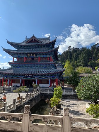 https://mdw-travel-data-us-east-1.s3.amazonaws.com/img/country/China/Mufu-Palace/img_01.jpg