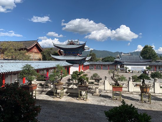 https://mdw-travel-data-us-east-1.s3.amazonaws.com/img/country/China/Mufu-Palace/img_04.jpg