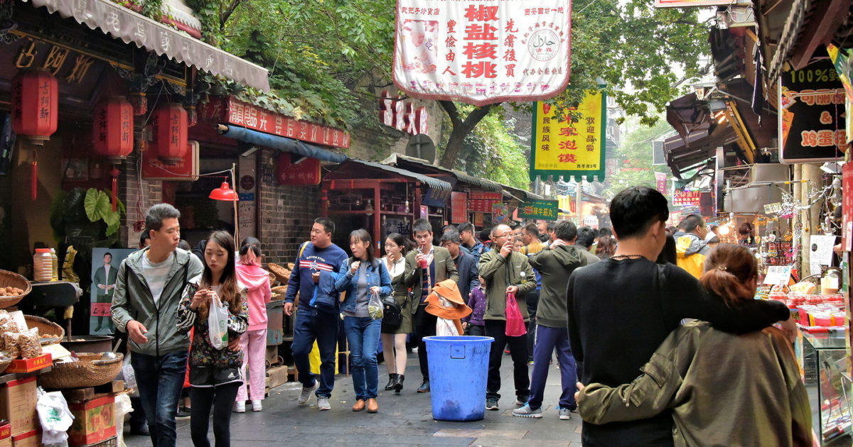 https://mdw-travel-data-us-east-1.s3.amazonaws.com/img/country/China/Muslim-Quarter/img_01.jpg