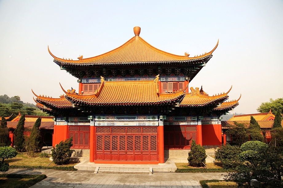 https://mdw-travel-data-us-east-1.s3.amazonaws.com/img/country/China/Nanhai-Temple/img_04.jpg