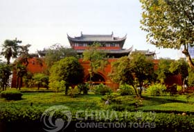 https://mdw-travel-data-us-east-1.s3.amazonaws.com/img/country/China/Nanjing-Drum-Tower/img_02.jpg