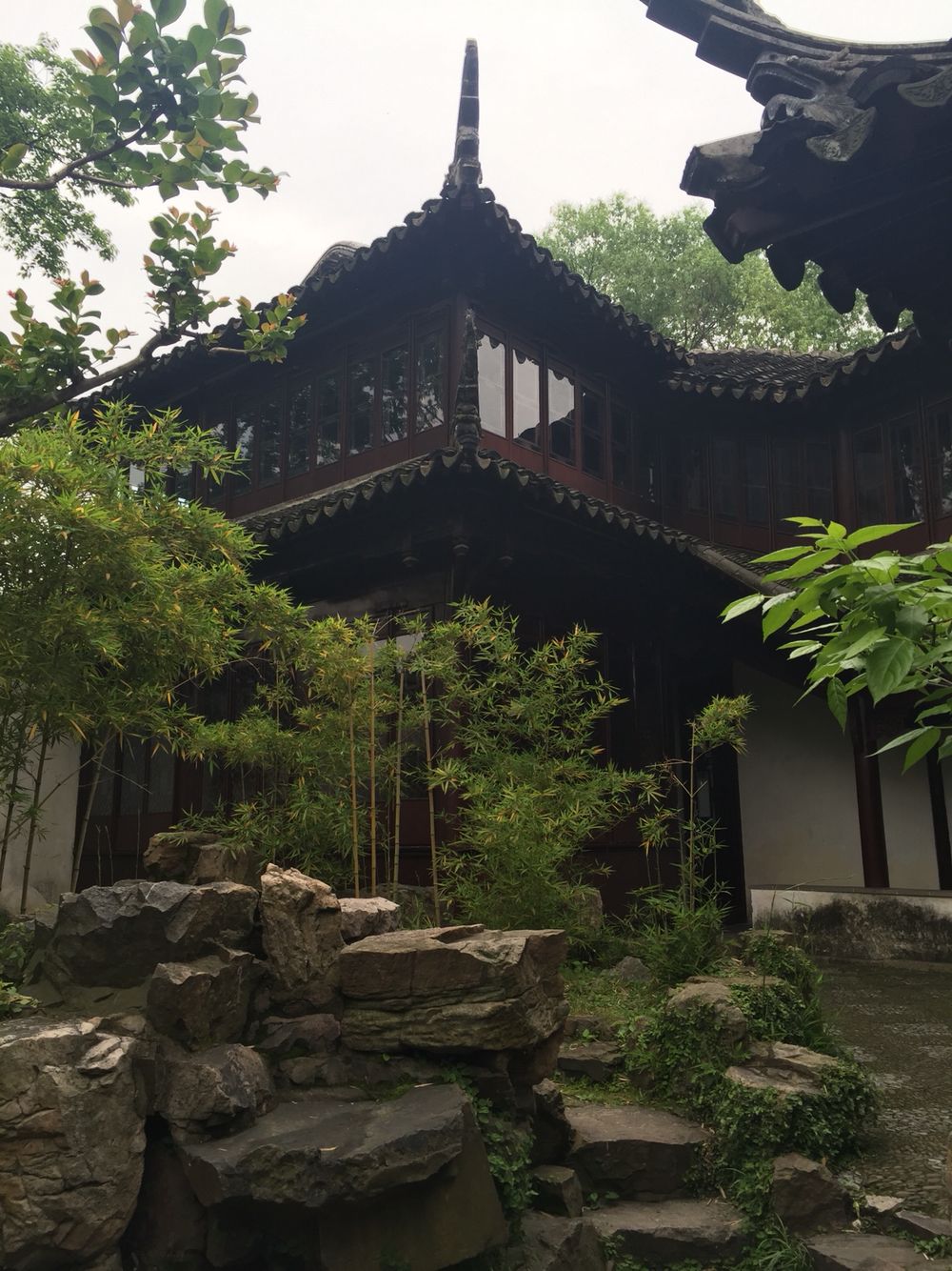 https://mdw-travel-data-us-east-1.s3.amazonaws.com/img/country/China/Ouyuan-Garden/img_04.jpg
