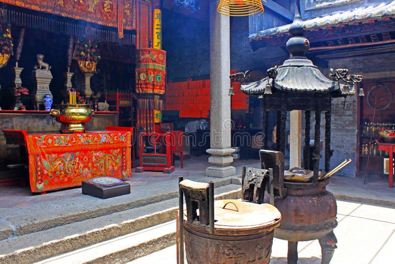 https://mdw-travel-data-us-east-1.s3.amazonaws.com/img/country/China/Pak-Tai-Temple/img_01.jpg