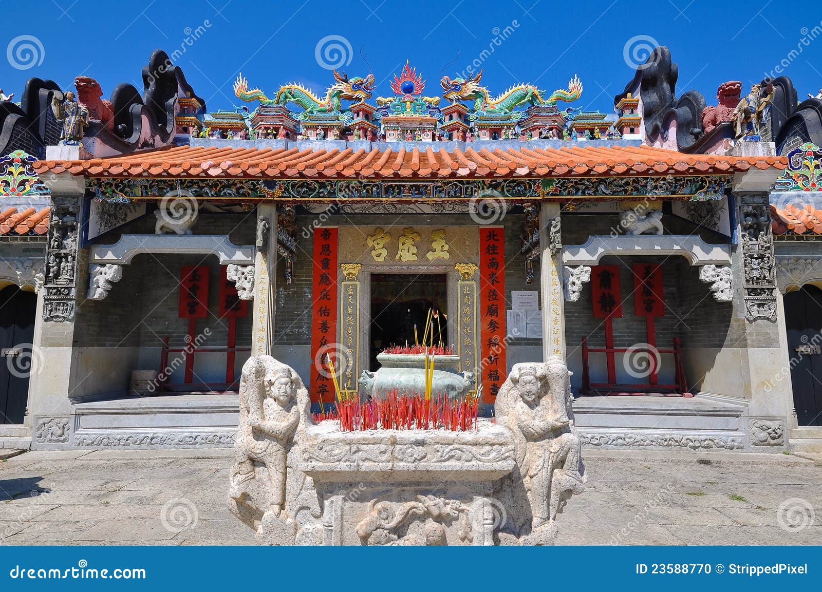 https://mdw-travel-data-us-east-1.s3.amazonaws.com/img/country/China/Pak-Tai-Temple/img_03.jpg