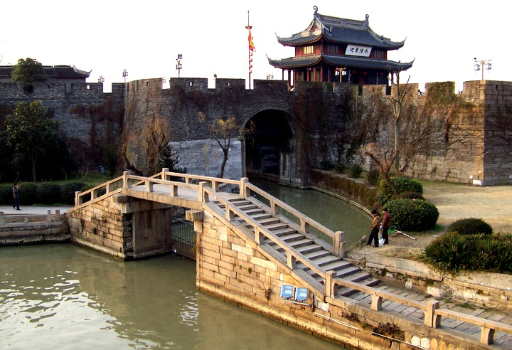 https://mdw-travel-data-us-east-1.s3.amazonaws.com/img/country/China/Panmen-Gate/img_05.jpg
