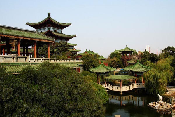 https://mdw-travel-data-us-east-1.s3.amazonaws.com/img/country/China/Pavilion-of-Prince-Teng/img_02.jpg