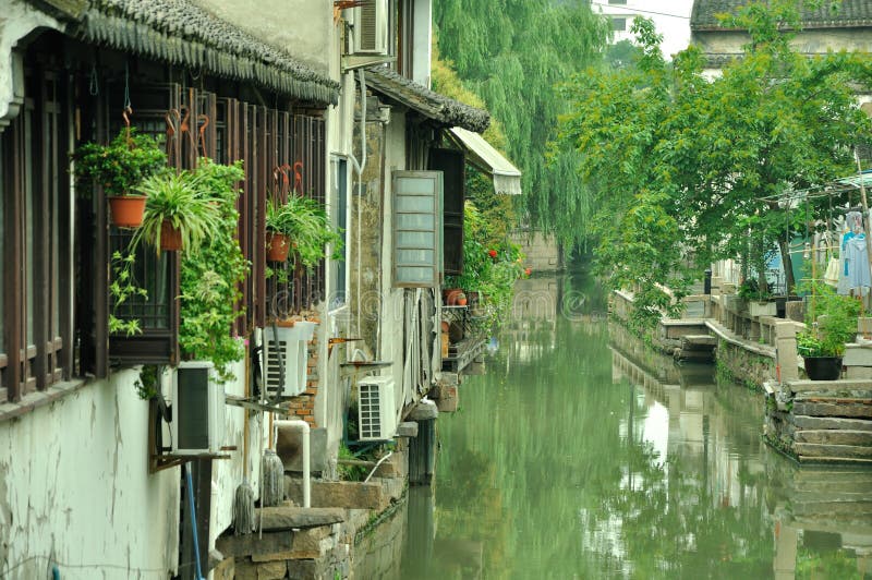 https://mdw-travel-data-us-east-1.s3.amazonaws.com/img/country/China/Pingjiang-Road/img_01.jpg