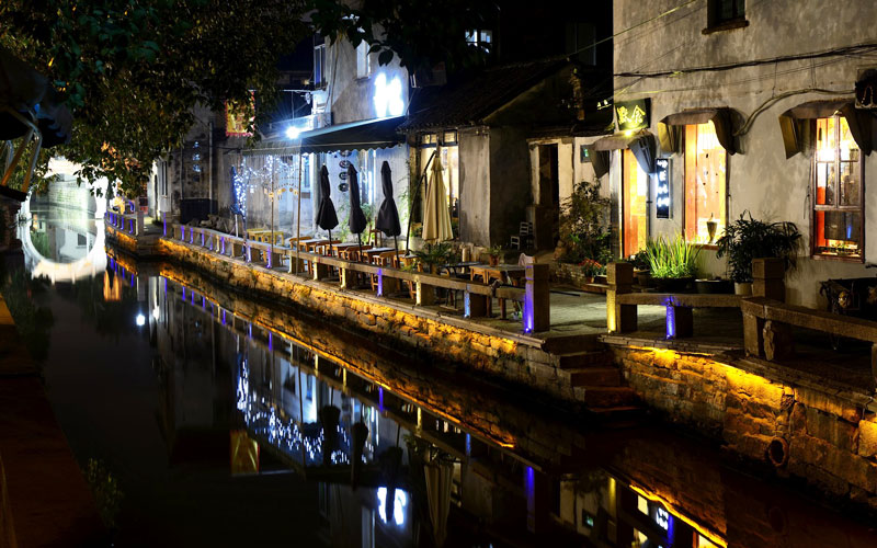 https://mdw-travel-data-us-east-1.s3.amazonaws.com/img/country/China/Pingjiang-Road/img_02.jpg