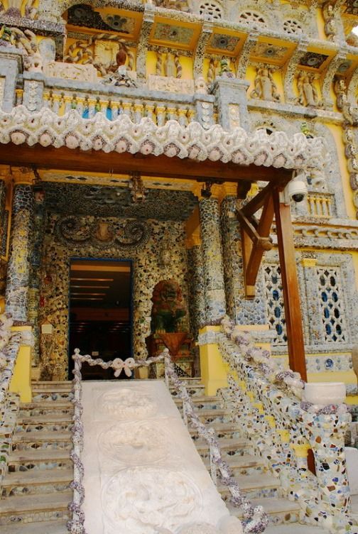 https://mdw-travel-data-us-east-1.s3.amazonaws.com/img/country/China/Porcelain-House/img_02.jpg