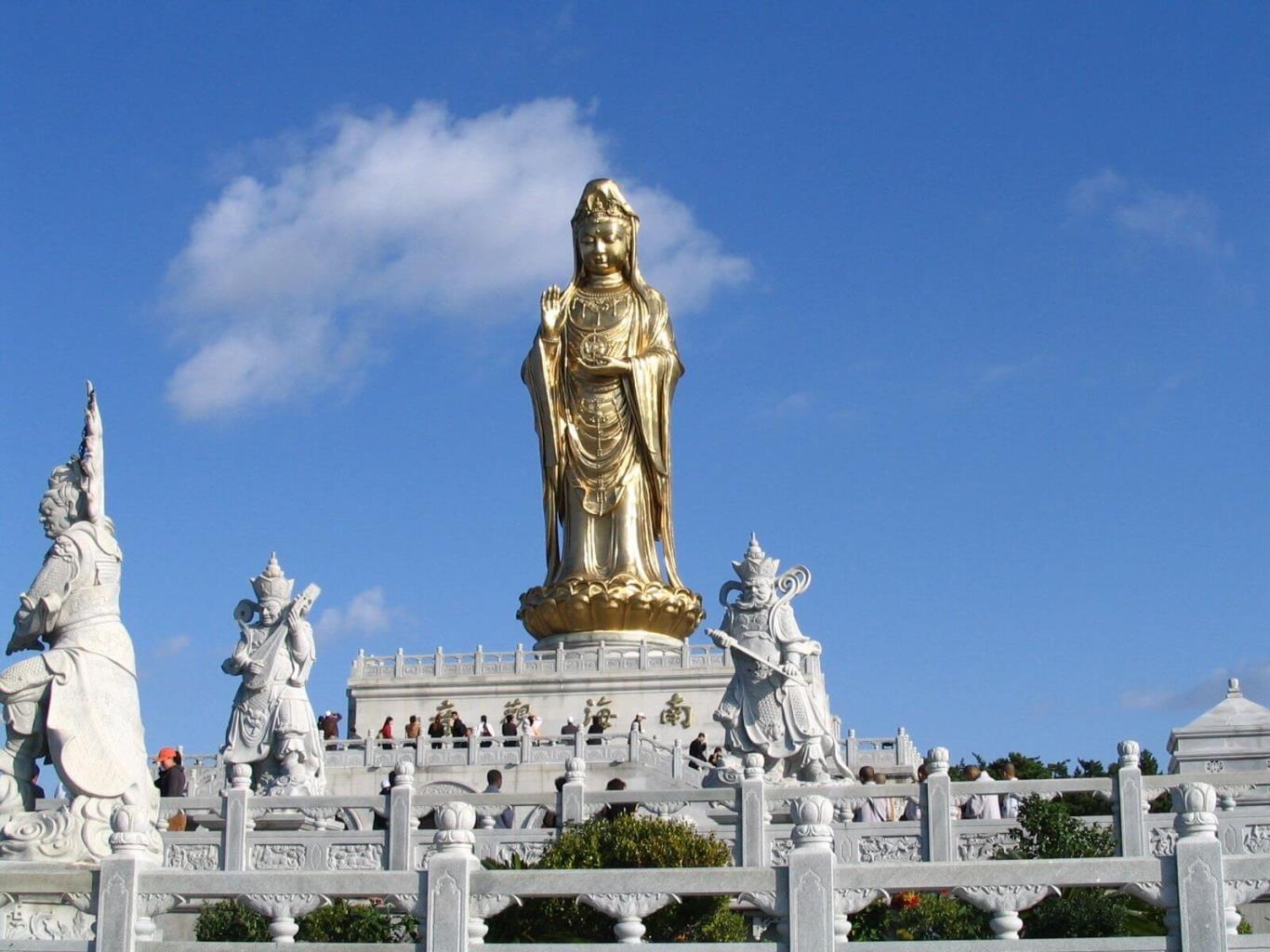 https://mdw-travel-data-us-east-1.s3.amazonaws.com/img/country/China/Putuo-Mountain/img_02.jpg
