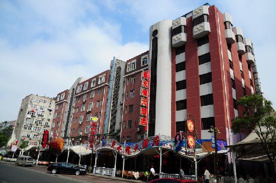 https://mdw-travel-data-us-east-1.s3.amazonaws.com/img/country/China/Qingdao-International-Beer-City/img_05.jpg