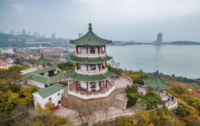 https://mdw-travel-data-us-east-1.s3.amazonaws.com/img/country/China/Qingdao-Luxun-Park/img_03.jpg