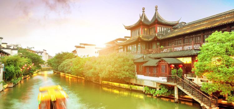 https://mdw-travel-data-us-east-1.s3.amazonaws.com/img/country/China/Qinhuai-River/img_02.jpg