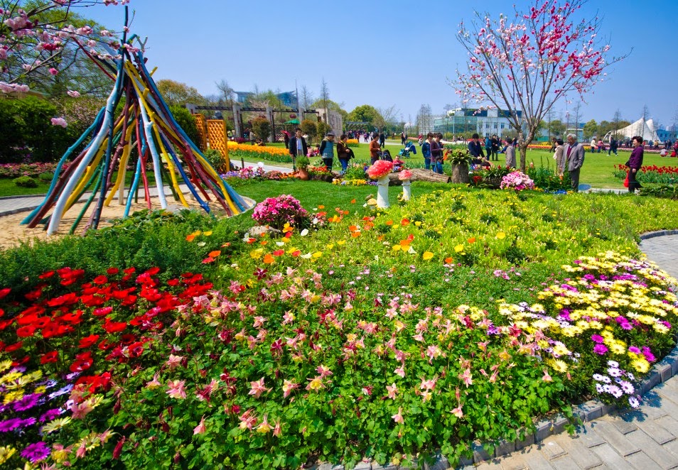 https://mdw-travel-data-us-east-1.s3.amazonaws.com/img/country/China/Shanghai-Botanic-Garden/img_01.jpg