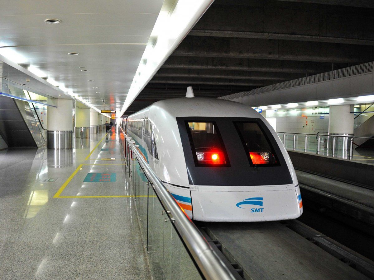 https://mdw-travel-data-us-east-1.s3.amazonaws.com/img/country/China/Shanghai-Maglev-Train/img_03.jpg