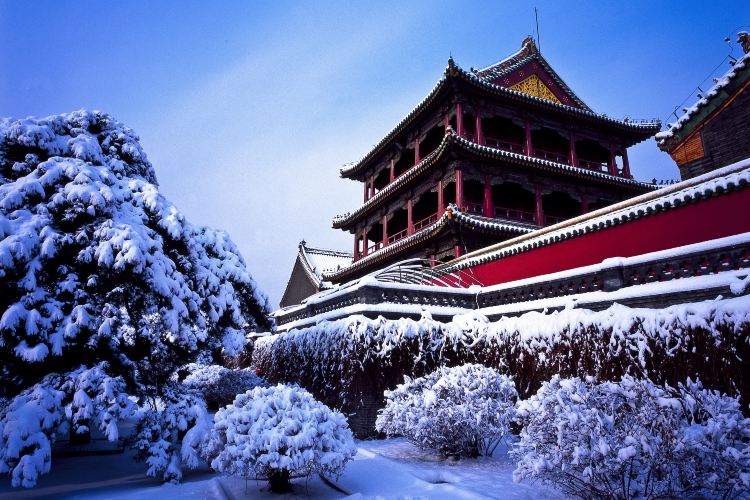https://mdw-travel-data-us-east-1.s3.amazonaws.com/img/country/China/Shenyang-Imperial-Palace/img_01.jpg