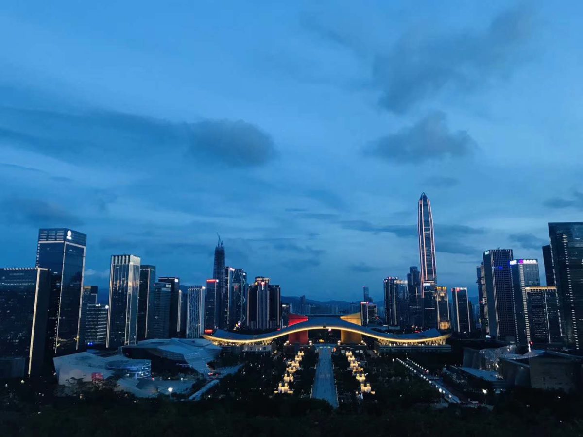 https://mdw-travel-data-us-east-1.s3.amazonaws.com/img/country/China/Shenzhen-Lianhuashan-Park/img_01.jpg