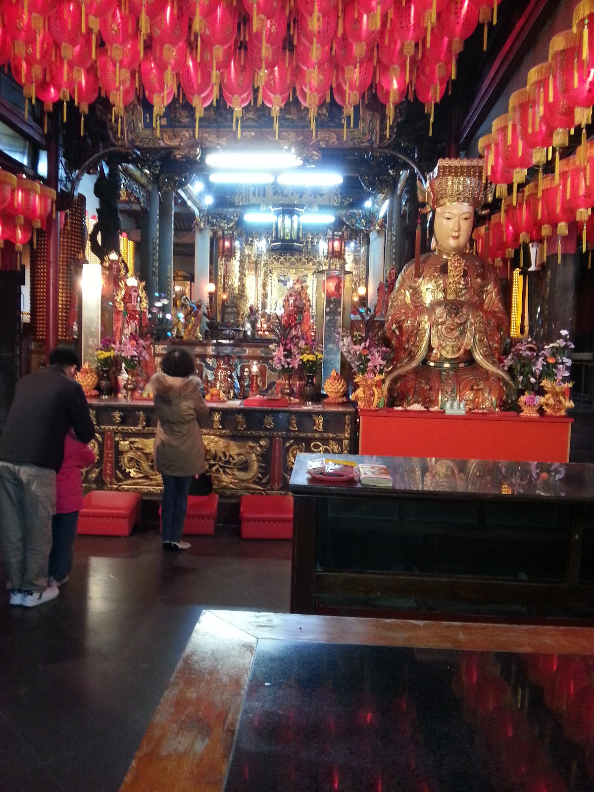 https://mdw-travel-data-us-east-1.s3.amazonaws.com/img/country/China/Shilin-Night-Market/img_04.jpg
