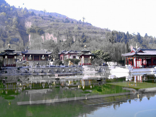 https://mdw-travel-data-us-east-1.s3.amazonaws.com/img/country/China/Smoking-Mountains-Hot-Springs/img_01.jpg