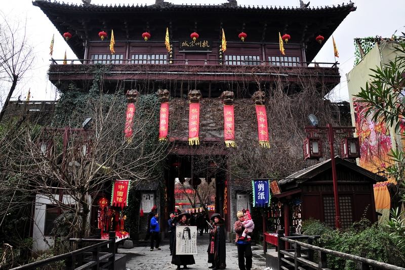https://mdw-travel-data-us-east-1.s3.amazonaws.com/img/country/China/Songcheng-Theme-Park/img_01.jpg