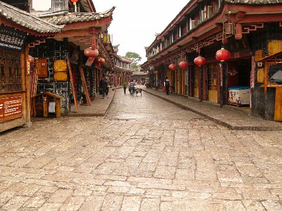 https://mdw-travel-data-us-east-1.s3.amazonaws.com/img/country/China/Square-Street-(Sifang-Street)/img_01.jpg