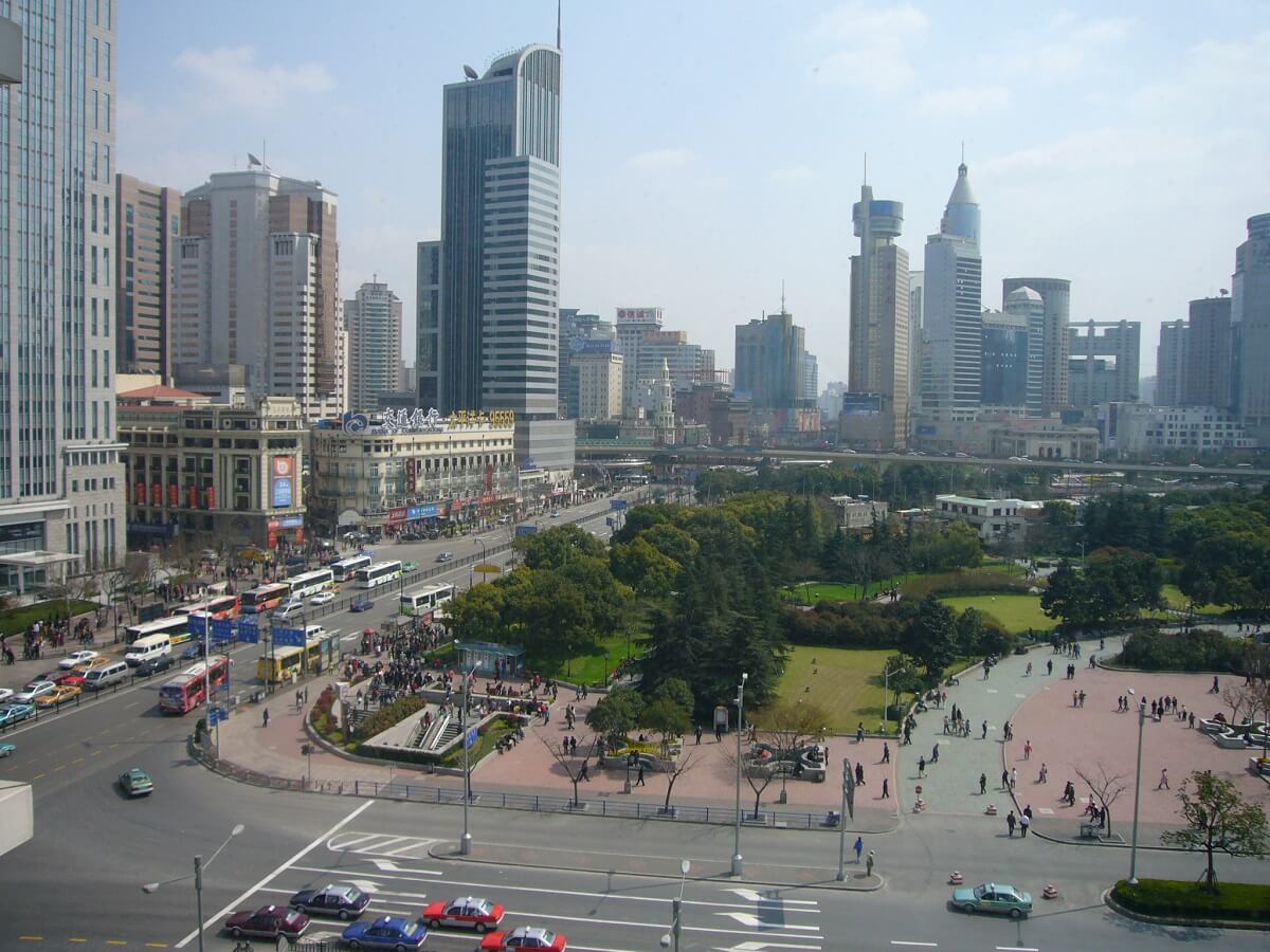 https://mdw-travel-data-us-east-1.s3.amazonaws.com/img/country/China/Square-Street-(Sifang-Street)/img_05.jpg