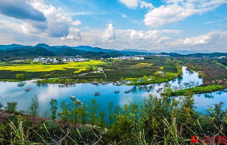 https://mdw-travel-data-us-east-1.s3.amazonaws.com/img/country/China/Sun-Moon-Bay/img_03.jpg
