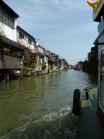 https://mdw-travel-data-us-east-1.s3.amazonaws.com/img/country/China/Suzhou-Ancient-Grand-Canal/img_03.jpg