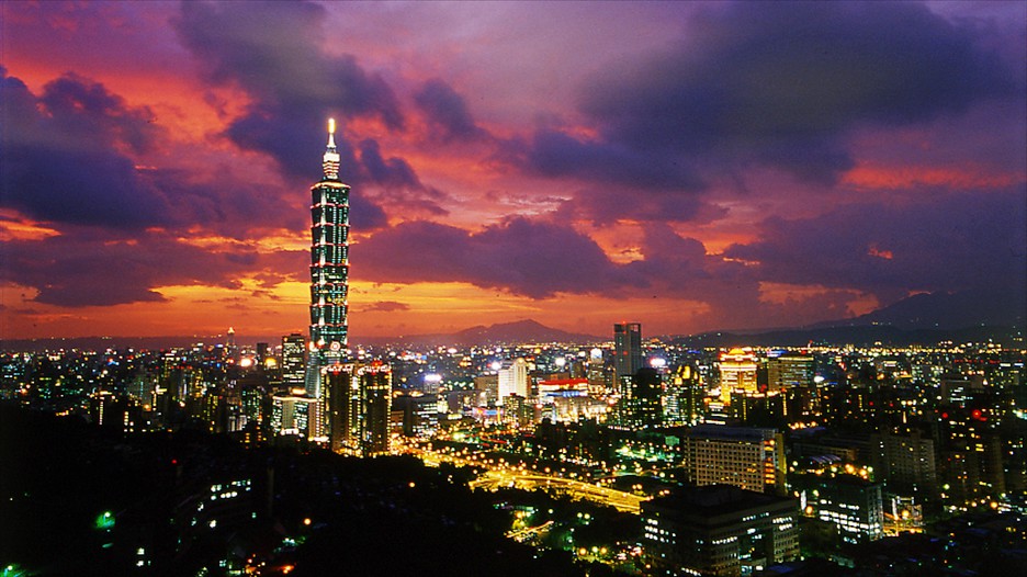 https://mdw-travel-data-us-east-1.s3.amazonaws.com/img/country/China/Taipei-101/img_01.jpg