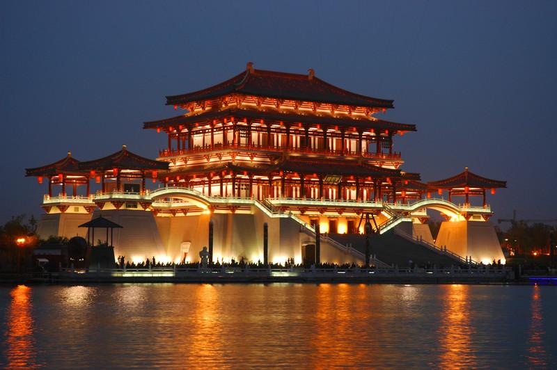 https://mdw-travel-data-us-east-1.s3.amazonaws.com/img/country/China/Tang-Paradise/img_03.jpg