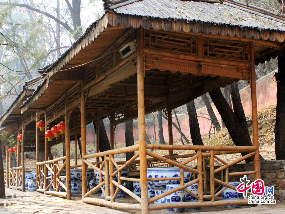 https://mdw-travel-data-us-east-1.s3.amazonaws.com/img/country/China/Tanzhe-Temple/img_03.jpg