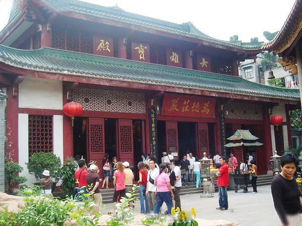 https://mdw-travel-data-us-east-1.s3.amazonaws.com/img/country/China/Temple-of-the-Six-Banyan-Trees/img_01.jpg