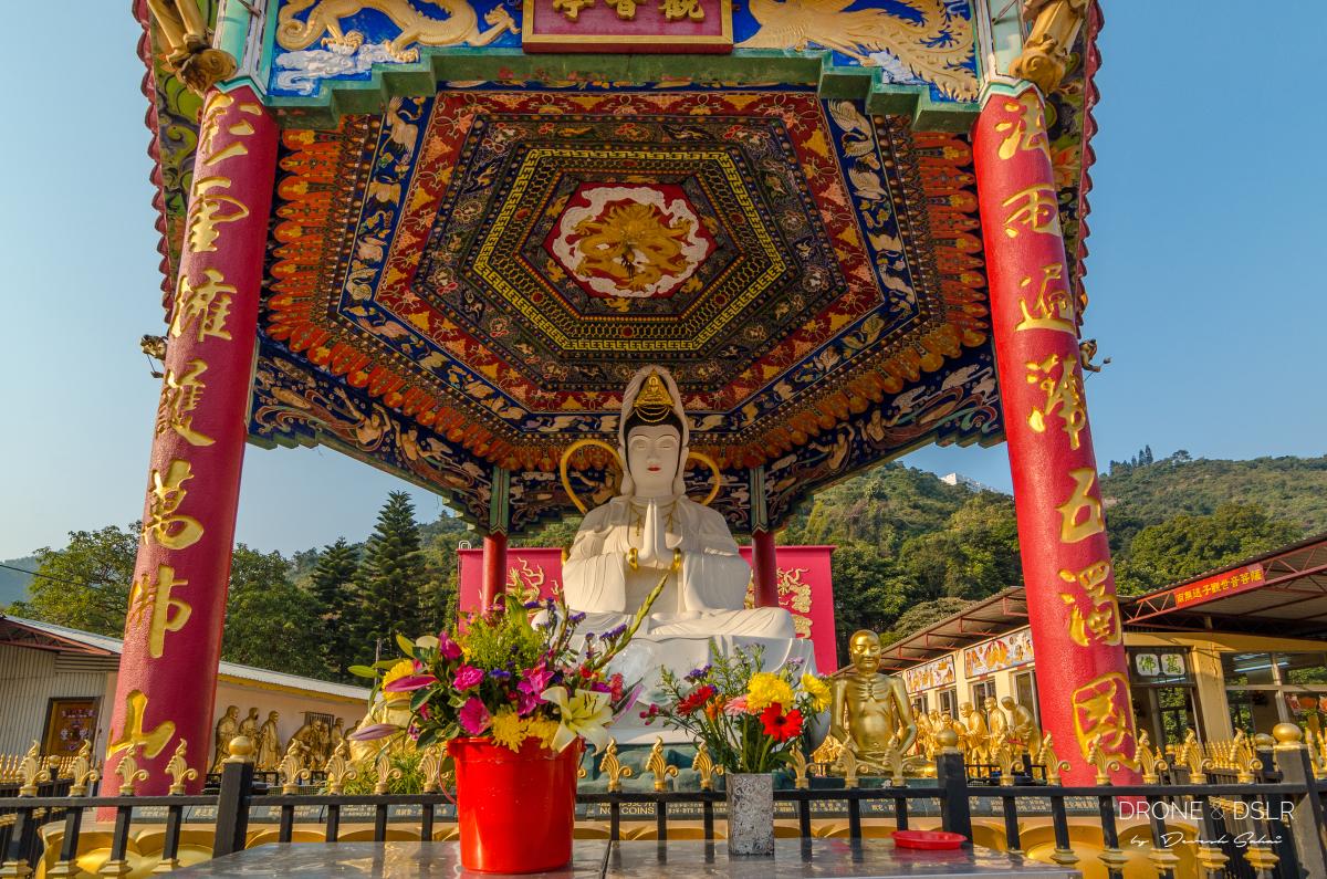 https://mdw-travel-data-us-east-1.s3.amazonaws.com/img/country/China/Ten-Thousand-Buddhas-Monastery/img_02.jpg