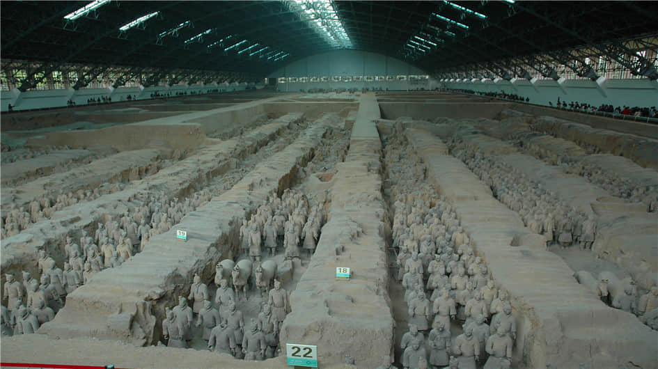https://mdw-travel-data-us-east-1.s3.amazonaws.com/img/country/China/Terracotta-Army/img_02.jpg