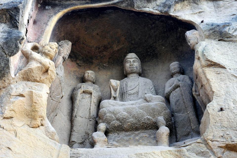 https://mdw-travel-data-us-east-1.s3.amazonaws.com/img/country/China/Thousand-Buddha-Cliff-Stone-Carvings/img_02.jpg