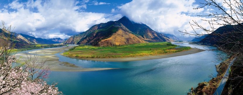 https://mdw-travel-data-us-east-1.s3.amazonaws.com/img/country/China/Three-Parallel-Rivers-of-Yunnan-Protected-Areas/img_01.jpg