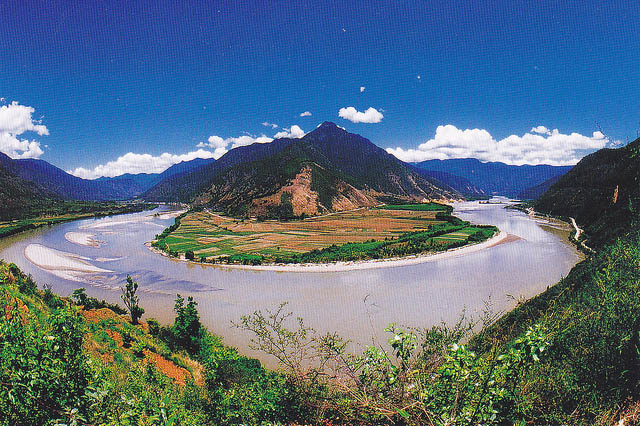 https://mdw-travel-data-us-east-1.s3.amazonaws.com/img/country/China/Three-Parallel-Rivers-of-Yunnan-Protected-Areas/img_03.jpg
