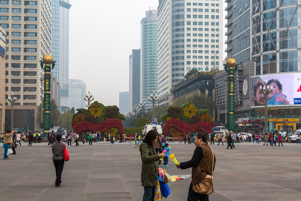 https://mdw-travel-data-us-east-1.s3.amazonaws.com/img/country/China/Tianfu-Square/img_04.jpg