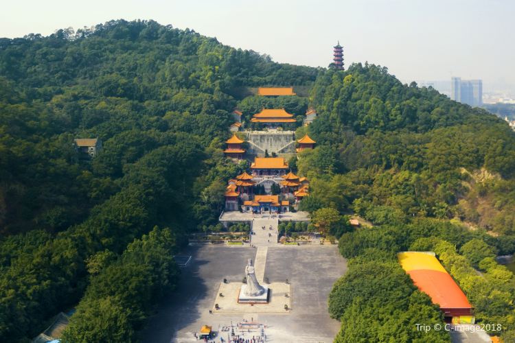 https://mdw-travel-data-us-east-1.s3.amazonaws.com/img/country/China/Tianhou-Palace/img_02.jpg