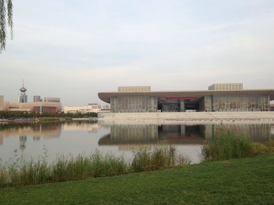 https://mdw-travel-data-us-east-1.s3.amazonaws.com/img/country/China/Tianjin-Grand-Theatre/img_01.jpg