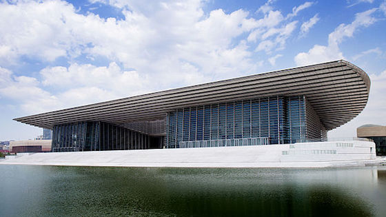 https://mdw-travel-data-us-east-1.s3.amazonaws.com/img/country/China/Tianjin-Grand-Theatre/img_04.jpg