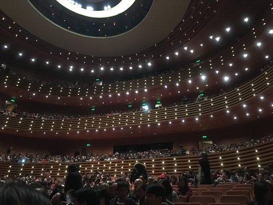 https://mdw-travel-data-us-east-1.s3.amazonaws.com/img/country/China/Tianjin-Grand-Theatre/img_05.jpg