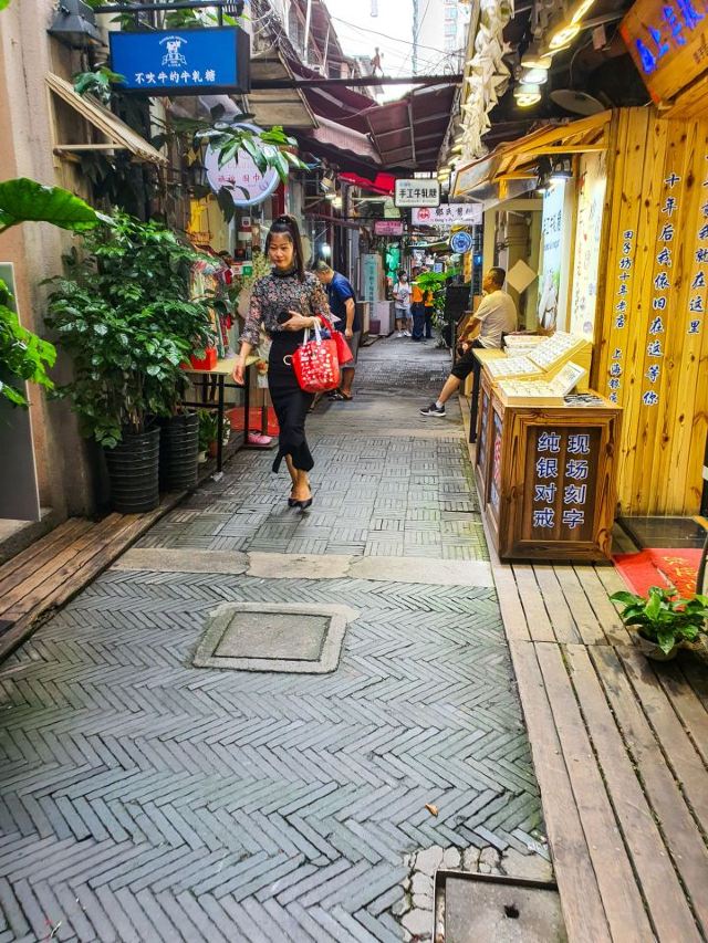 https://mdw-travel-data-us-east-1.s3.amazonaws.com/img/country/China/Tianzifang/img_03.jpg