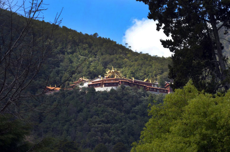 https://mdw-travel-data-us-east-1.s3.amazonaws.com/img/country/China/Wenbi-Peak/img_02.jpg