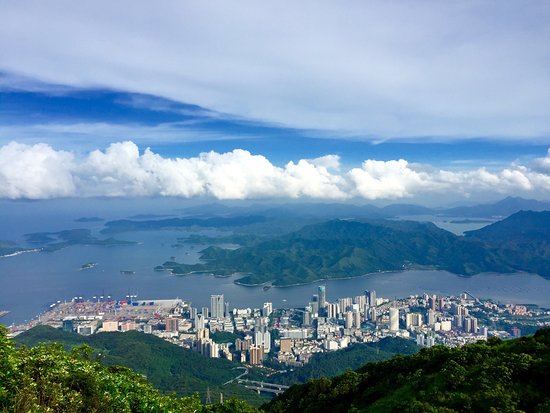 https://mdw-travel-data-us-east-1.s3.amazonaws.com/img/country/China/Wutong-Mountain/img_03.jpg