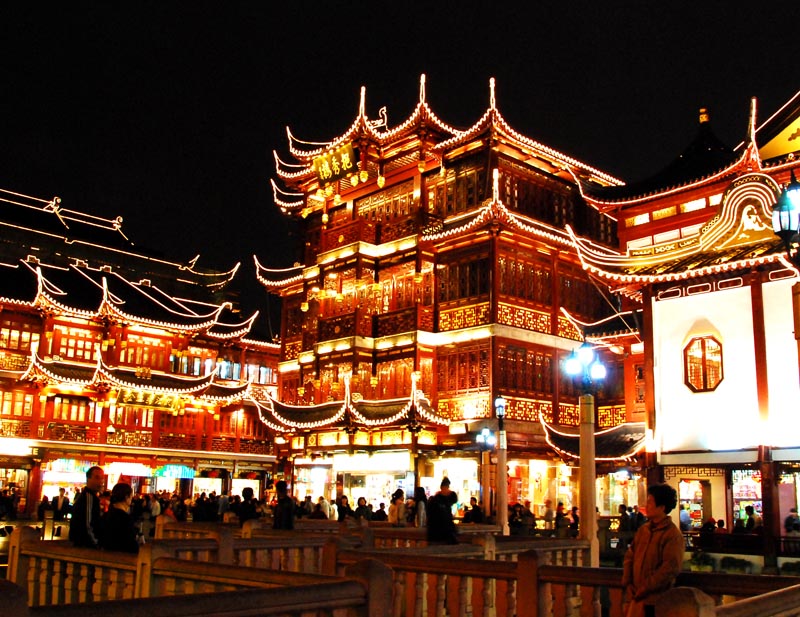 https://mdw-travel-data-us-east-1.s3.amazonaws.com/img/country/China/Xian-City-God-Temple/img_05.jpg