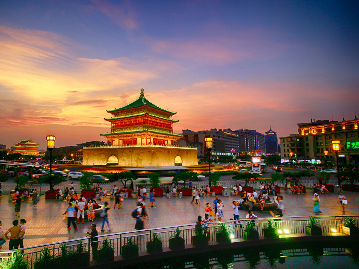 https://mdw-travel-data-us-east-1.s3.amazonaws.com/img/country/China/Xian-City-Wall/img_01.jpg