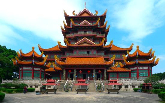 https://mdw-travel-data-us-east-1.s3.amazonaws.com/img/country/China/Xilin-Temple/img_01.jpg