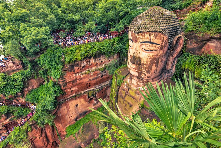 https://mdw-travel-data-us-east-1.s3.amazonaws.com/img/country/China/Yacheng/img_02.jpg